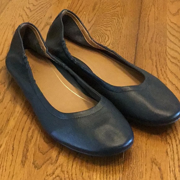 Vionic Shoes - Woman’s Vionic navy slip on flat. Size 10. Leather upper. Unlined. Barely worn!